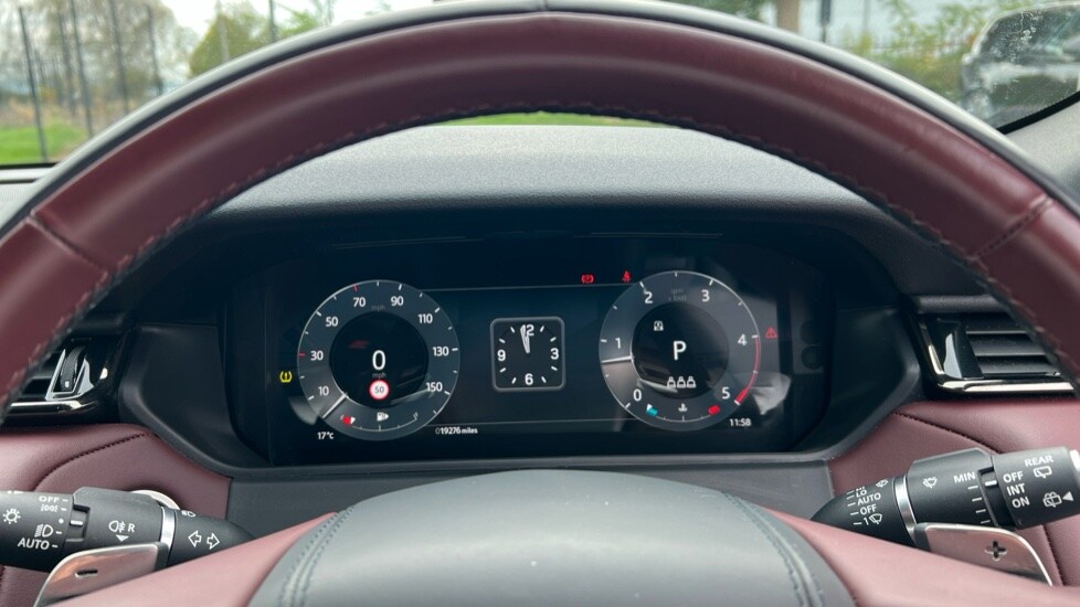 Used Land Rover Range Rover Velar 2024 for sale - 76487414: Photo 16