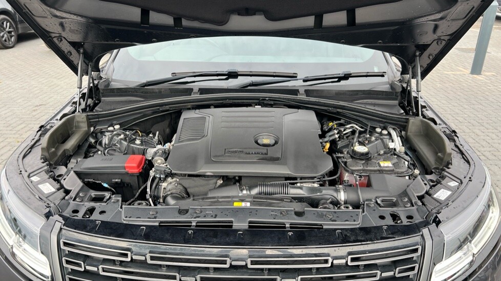 Used Land Rover Range Rover Velar 2024 for sale - 76487414: Photo 25
