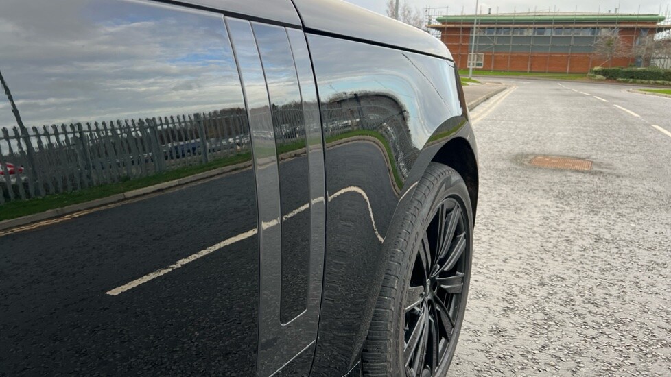 Used Land Rover Range Rover 2023 for sale - 77021861: Photo 40