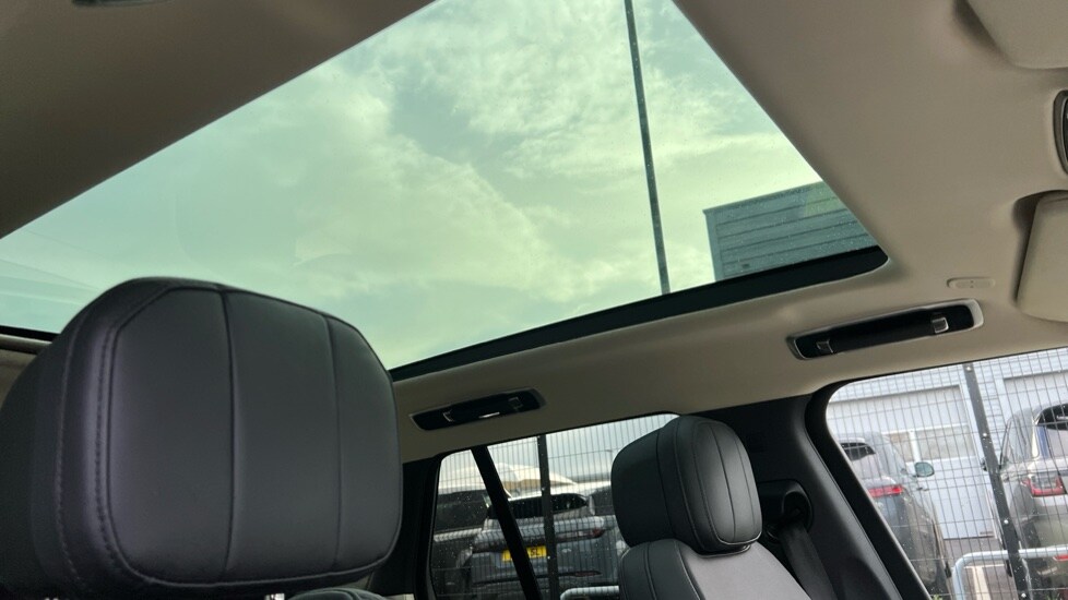 Used Land Rover Range Rover 2023 for sale - 77021861: Photo 43