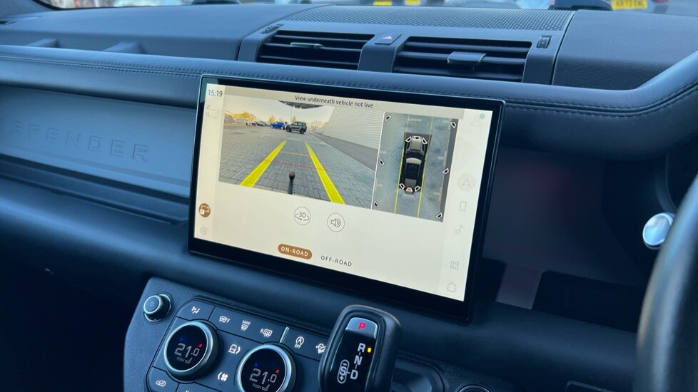 Used Land Rover Defender 2024 for sale - 77025518: Photo 12