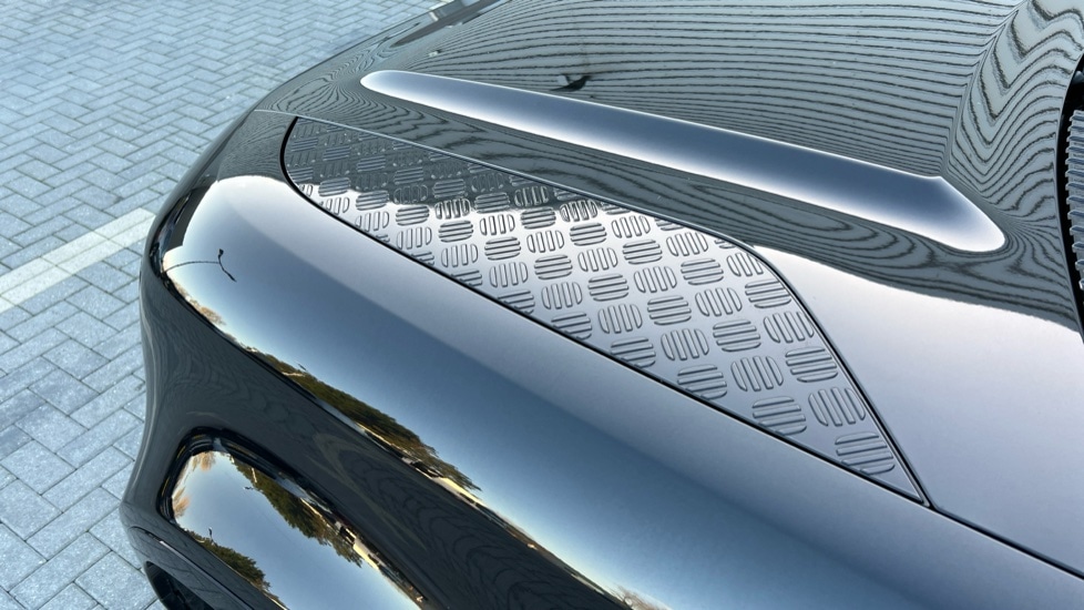 Used Land Rover Defender 2024 for sale - 77025518: Photo 23