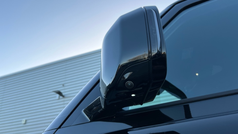 Used Land Rover Defender 2024 for sale - 77025518: Photo 24