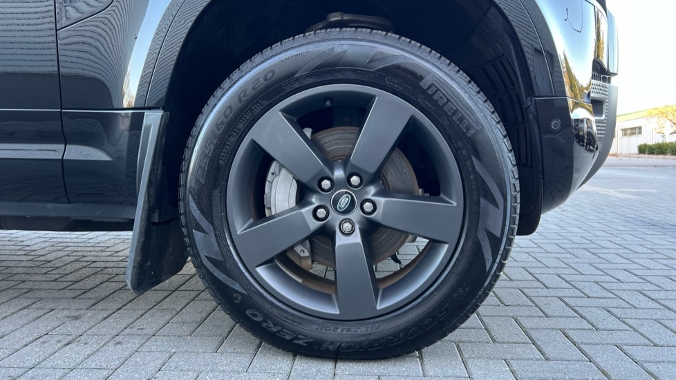 Used Land Rover Defender 2024 for sale - 77025518: Photo 33