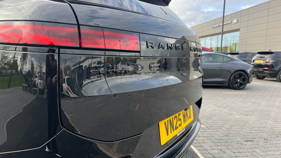 Used Land Rover Range Rover Sport 2025 for sale - 76154757: Photo 19