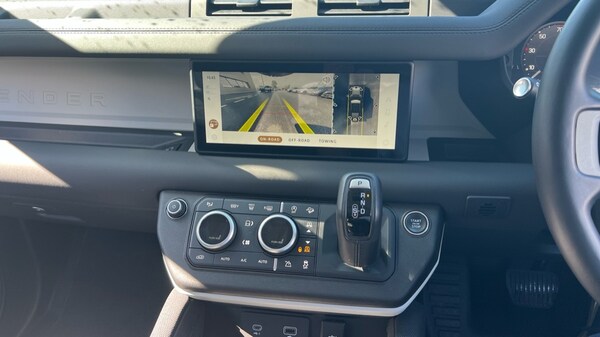 Used Land Rover Defender 2023 for sale - 75360493: Photo 14