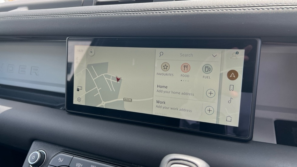 Used Land Rover Defender 2023 for sale - 76597840: Photo 11