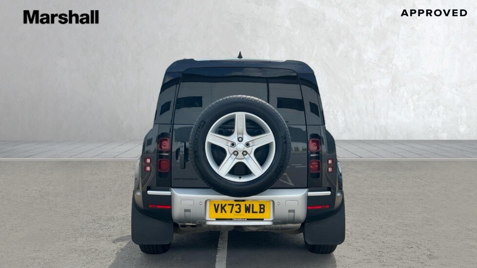 Used Land Rover Defender 2023 for sale - 76597840: Photo 6