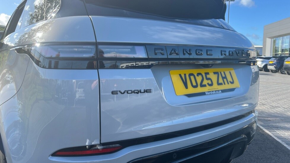 Used Land Rover Range Rover Evoque 2025 for sale - 76297449: Photo 19