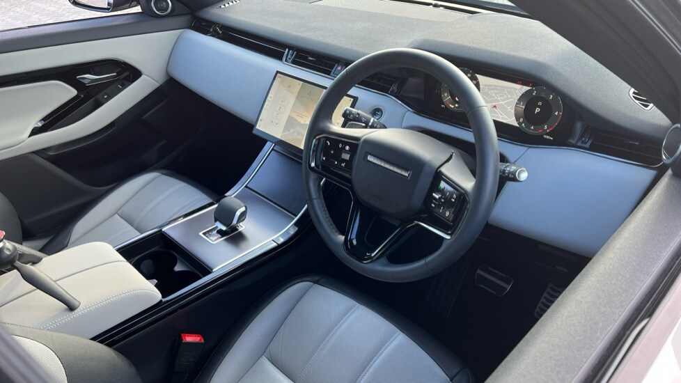 Used Land Rover Range Rover Evoque 2025 for sale - 76297449: Photo 28