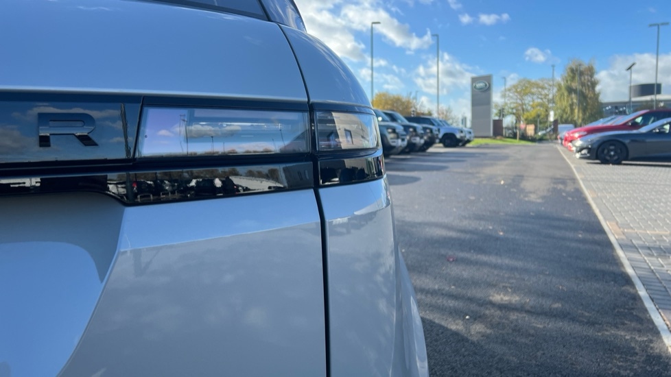 Used Land Rover Range Rover Evoque 2025 for sale - 76297449: Photo 41