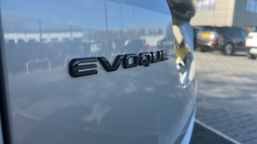 Used Land Rover Range Rover Evoque 2025 for sale - 76297449: Photo 43