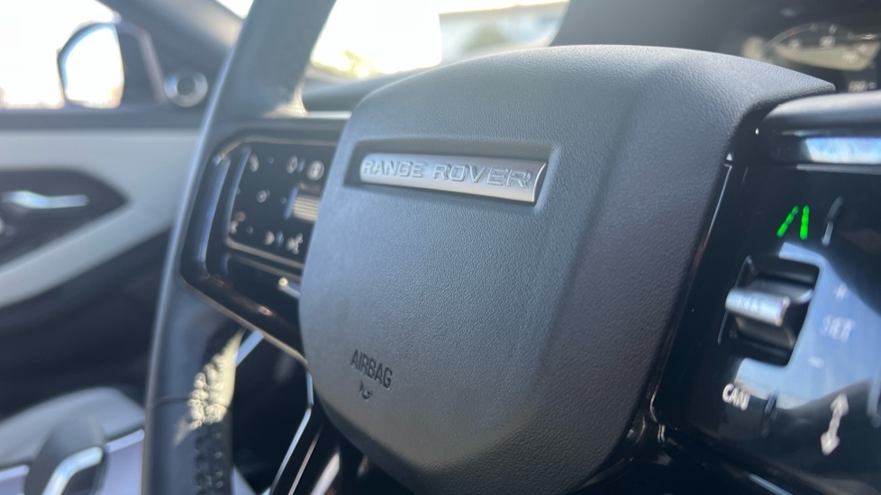 Used Land Rover Range Rover Evoque 2025 for sale - 76297449: Photo 44