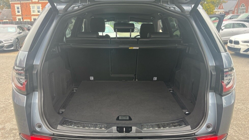 Used Land Rover Discovery Sport 2021 for sale - 76623564: Photo 15