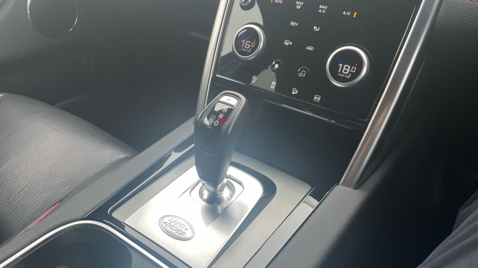 Used Land Rover Discovery Sport 2021 for sale - 76623564: Photo 28