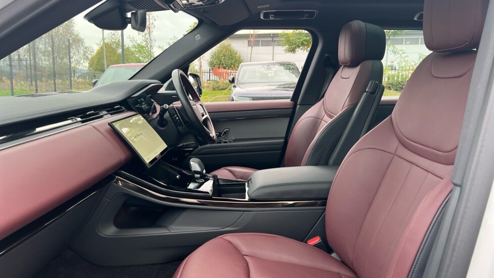 Used Land Rover Range Rover Sport 2024 for sale - 76241598: Photo 3