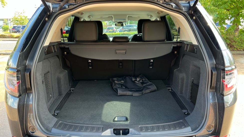 Used Land Rover Discovery Sport 2024 for sale - 76937489: Photo 10