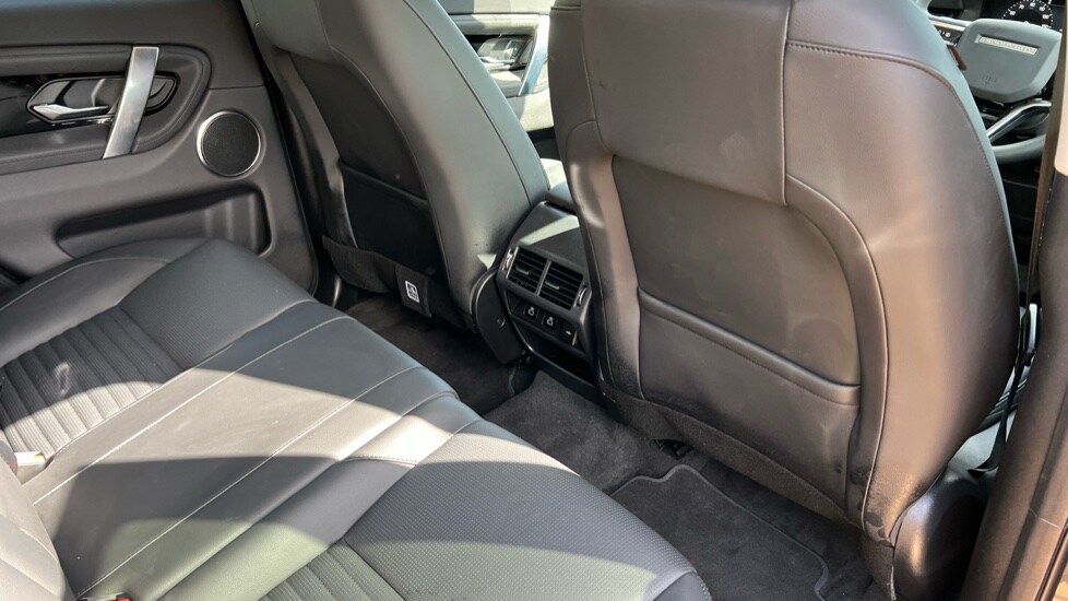 Used Land Rover Discovery Sport 2024 for sale - 76937489: Photo 48