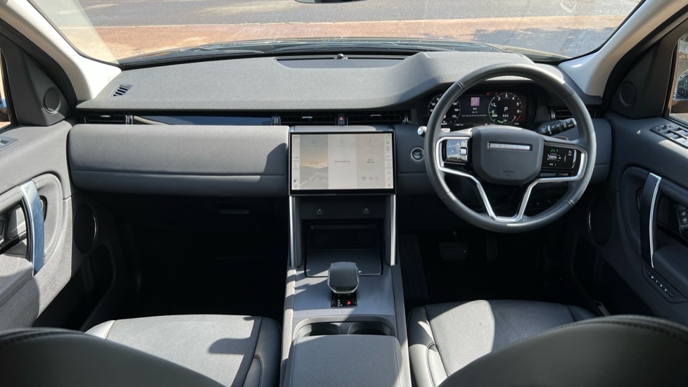 Used Land Rover Discovery Sport 2024 for sale - 76937489: Photo 9