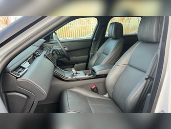 Used Land Rover Range Rover Velar 2025 for sale - 76773205: Photo