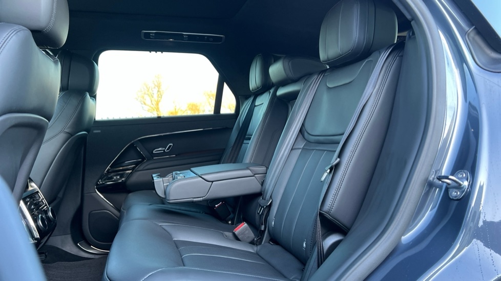 Used Land Rover Range Rover Sport 2025 for sale - 77043015: Photo 4