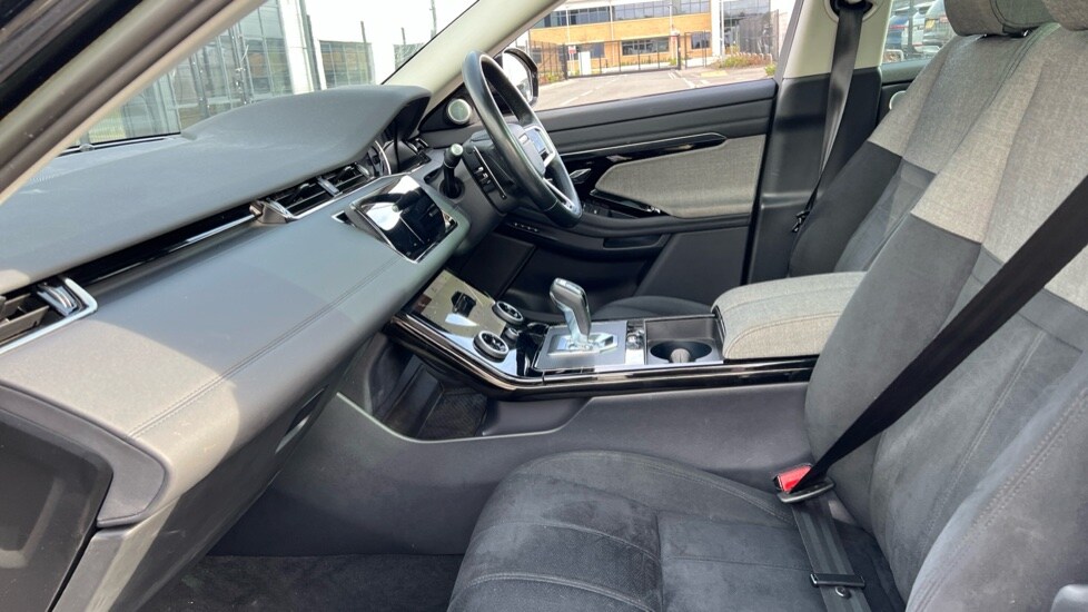 Used Land Rover Range Rover Evoque 2022 for sale - 76079423: Photo 3