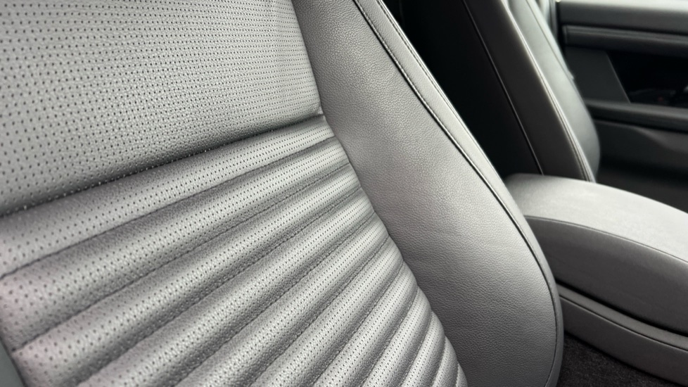 Used Land Rover Discovery Sport 2025 for sale - 77004891: Photo 49