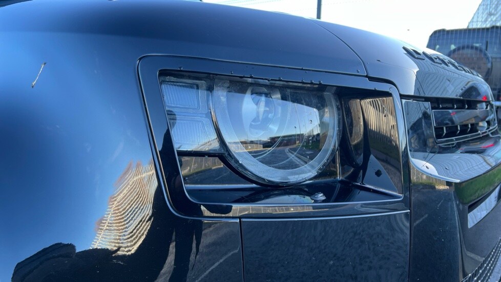 Used Land Rover Defender 2024 for sale - 76851146: Photo 17