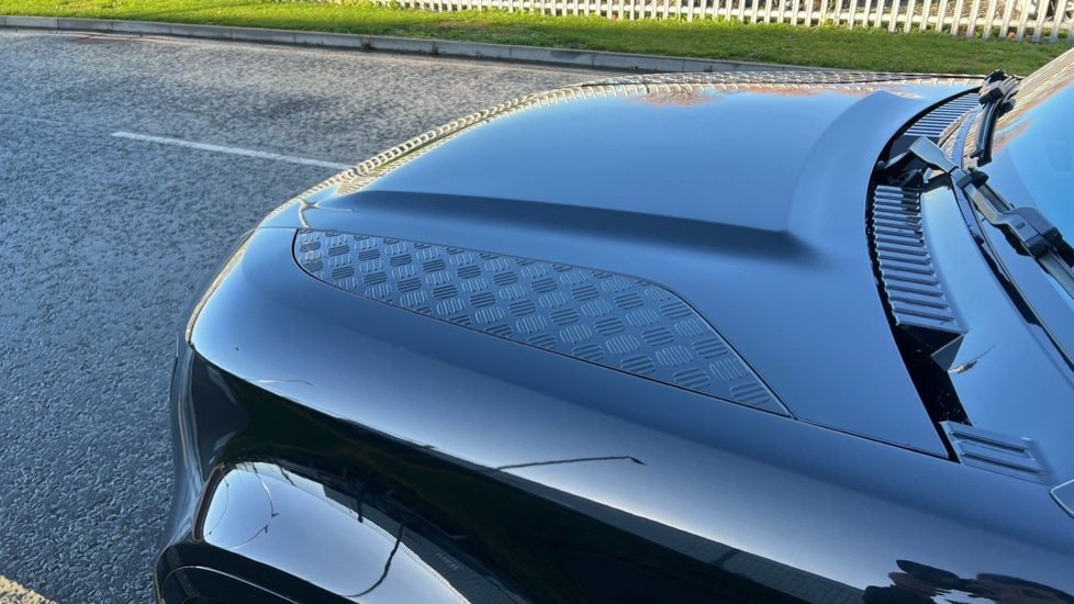 Used Land Rover Defender 2024 for sale - 76851146: Photo 21