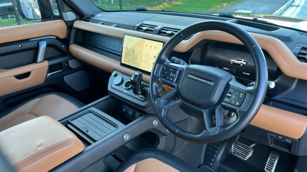 Used Land Rover Defender 2024 for sale - 76851146: Photo 28