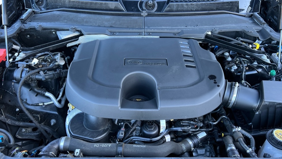 Used Land Rover Defender 2024 for sale - 76851146: Photo 30