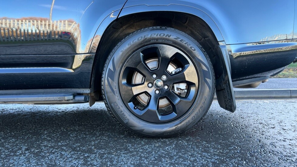 Used Land Rover Defender 2024 for sale - 76851146: Photo 33