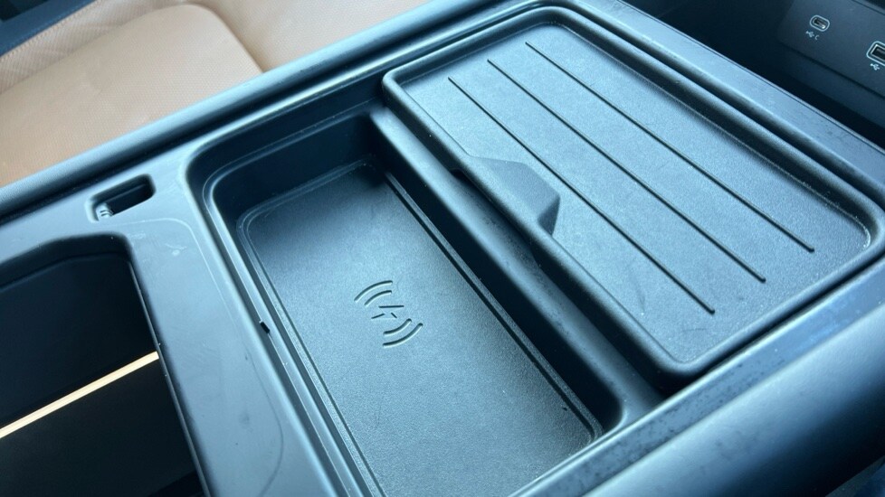 Used Land Rover Defender 2024 for sale - 76851146: Photo 35