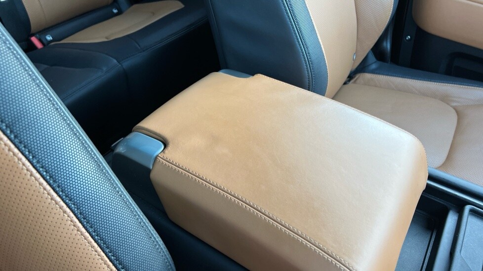 Used Land Rover Defender 2024 for sale - 76851146: Photo 36