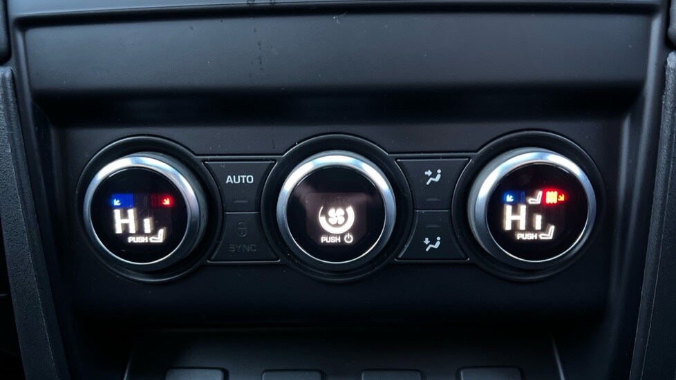 Used Land Rover Defender 2024 for sale - 76851146: Photo 53