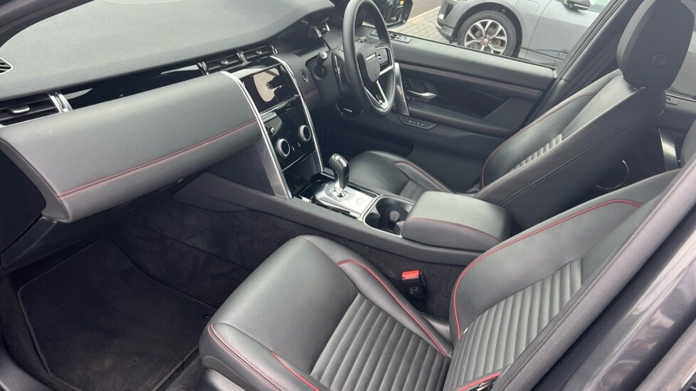 Used Land Rover Discovery Sport 2023 for sale - 76037851: Photo 3