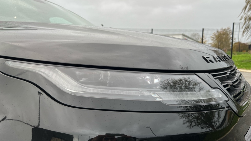 Used Land Rover Range Rover Evoque 2025 for sale - 76587071: Photo 17