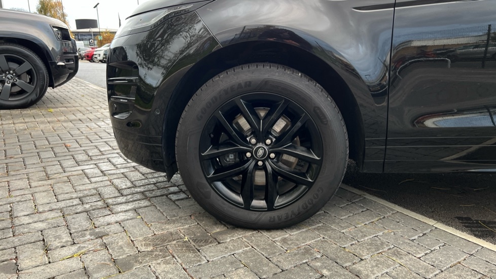 Used Land Rover Range Rover Evoque 2025 for sale - 76587071: Photo 31