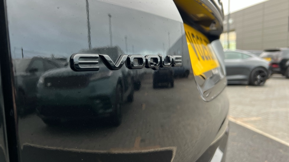 Used Land Rover Range Rover Evoque 2025 for sale - 76587071: Photo 41