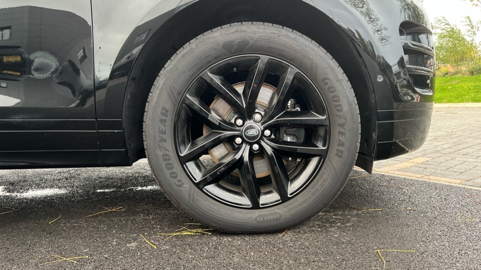 Used Land Rover Range Rover Evoque 2025 for sale - 76587071: Photo 8