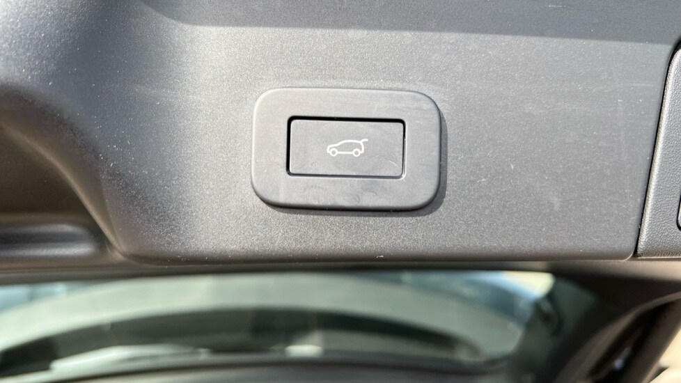 Vehicle 43