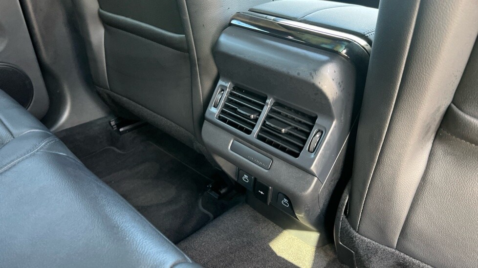 Used Land Rover Range Rover Evoque 2024 for sale - 76217050: Photo 18