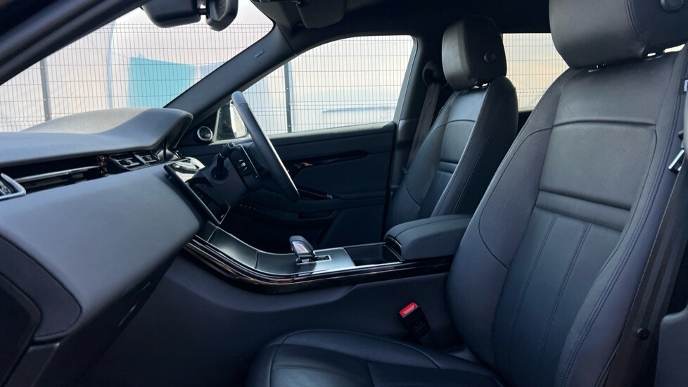 Used Land Rover Range Rover Evoque 2024 for sale - 76217050: Photo 3