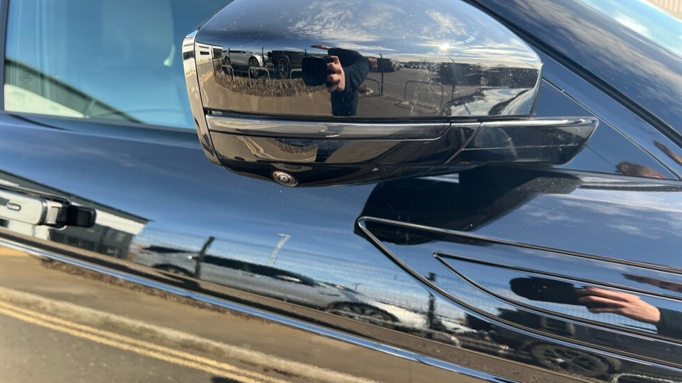 Used Land Rover Range Rover Evoque 2024 for sale - 76217050: Photo 32