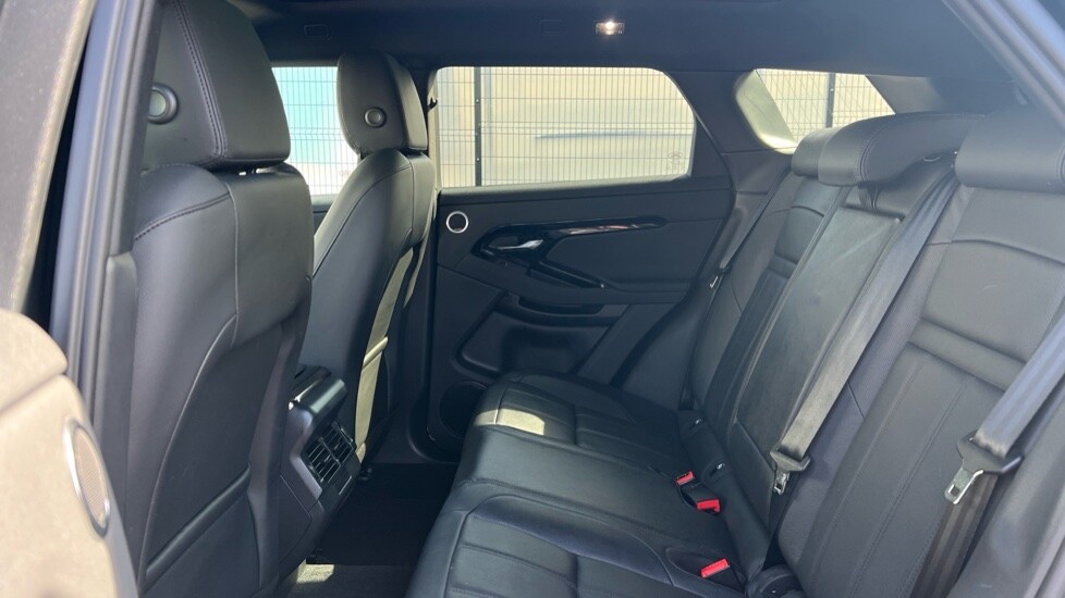 Used Land Rover Range Rover Evoque 2024 for sale - 76217050: Photo 4