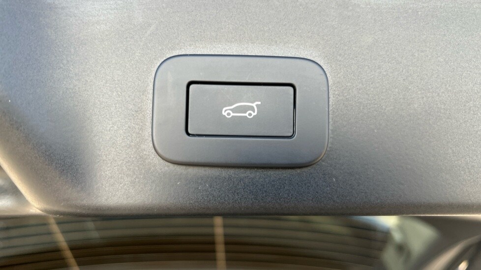 Used Land Rover Range Rover Evoque 2024 for sale - 76217050: Photo 41