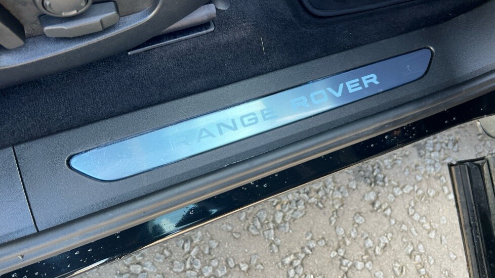 Used Land Rover Range Rover Evoque 2024 for sale - 76217050: Photo 55