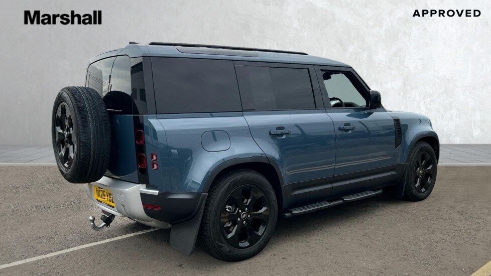 Used Land Rover Defender 2025 for sale - 76161357: Photo 21