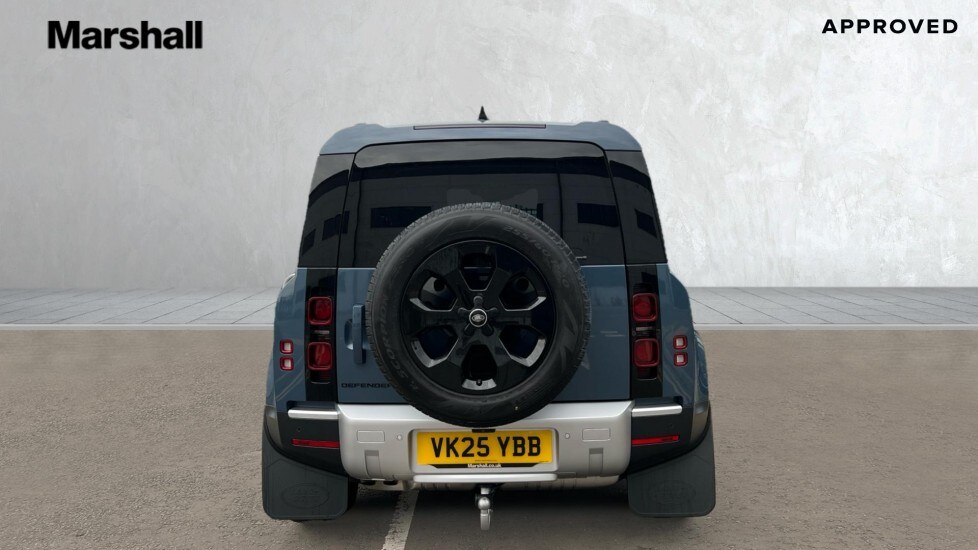 Used Land Rover Defender 2025 for sale - 76161357: Photo 6