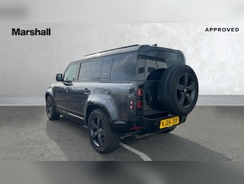 Used Land Rover Defender 2024 for sale - 76037846: Photo 2